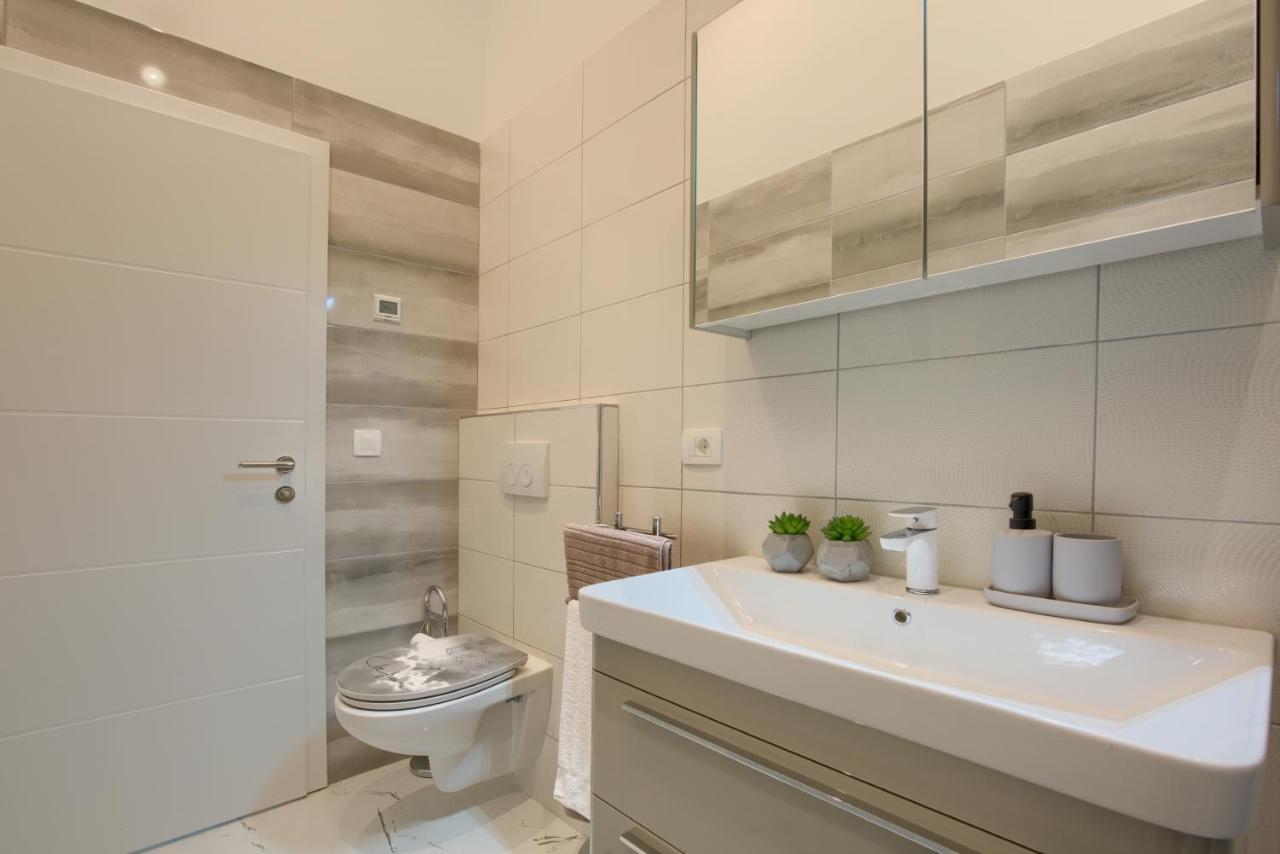 Pasko Properties Rental 普拉 外观 照片